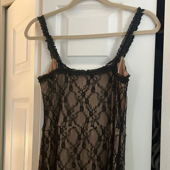 Commense Black and Cream Sleeveless Sheath Maxi Dress - Picture 3 of 6